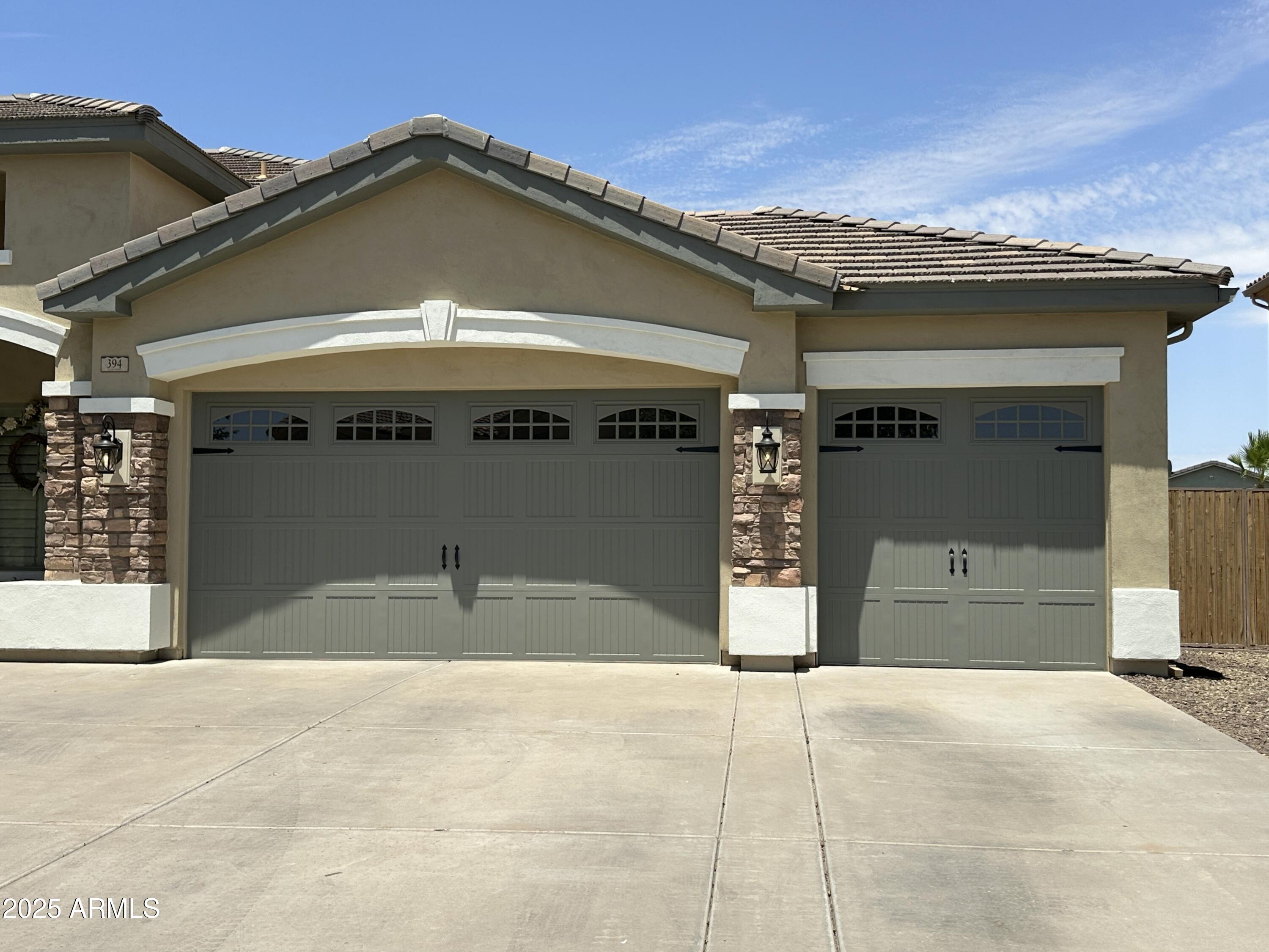 394 E ATLANTIC Drive