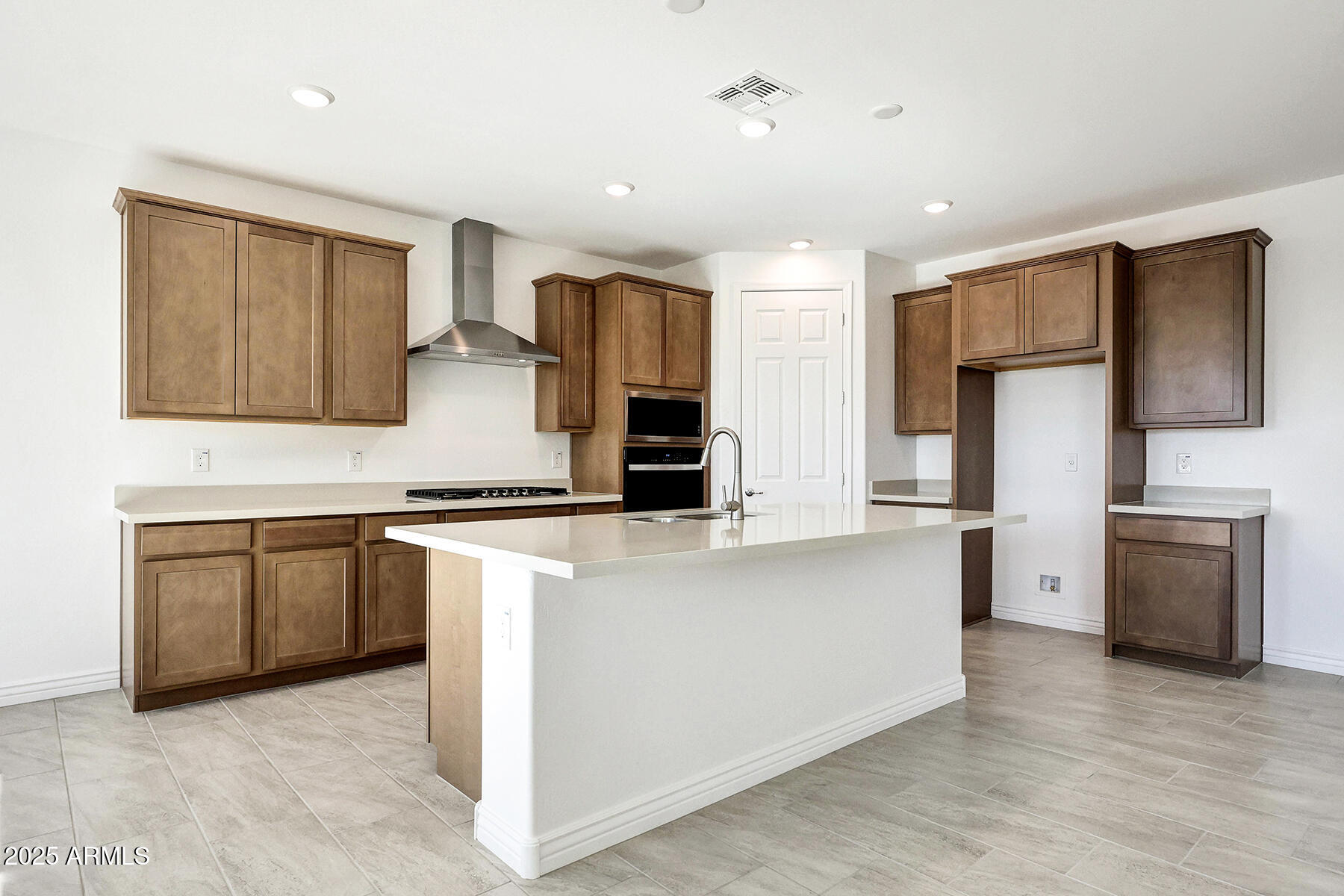 14813 W Honeysuckle Drive