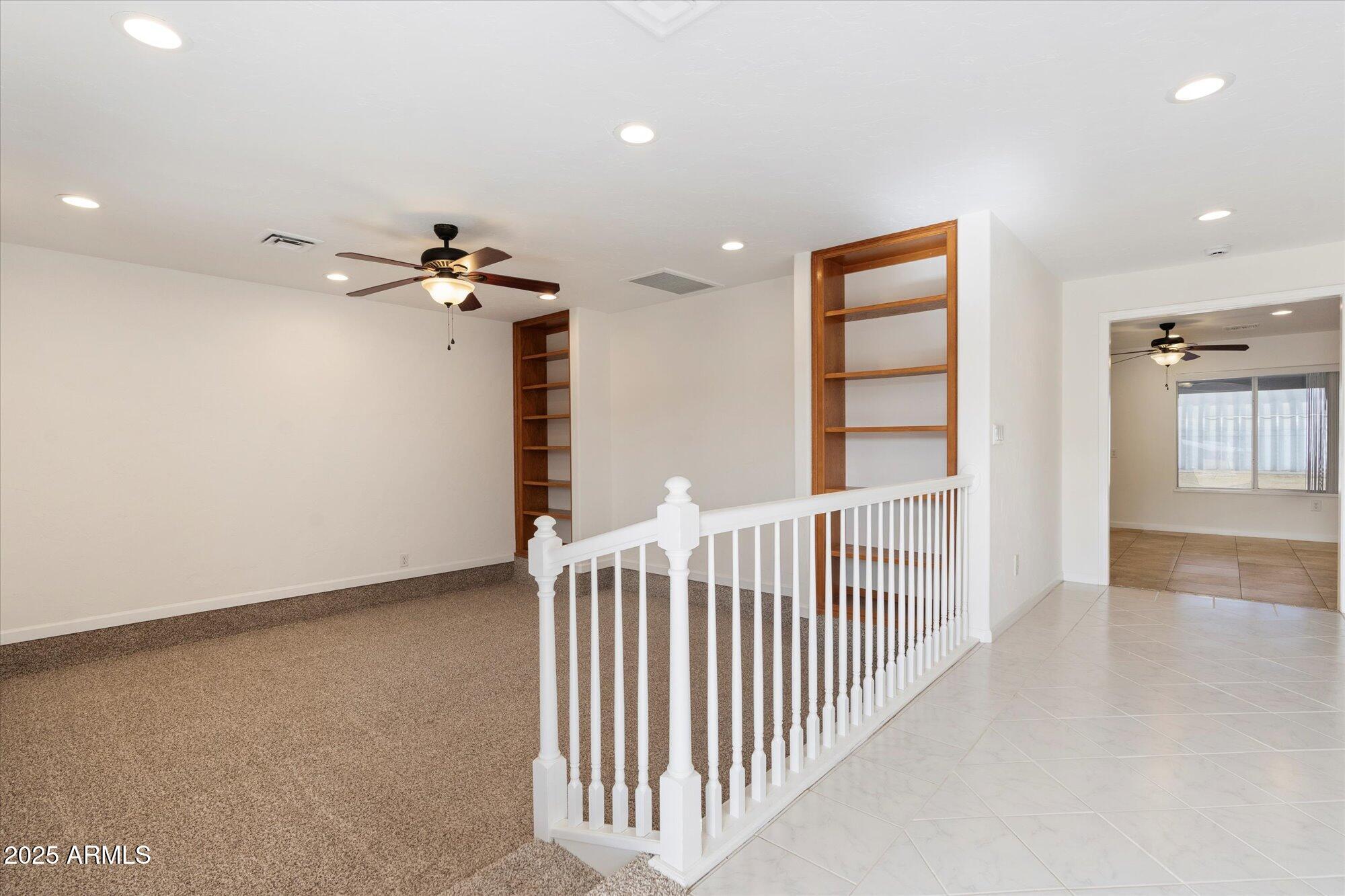 1120 E KAEL Circle