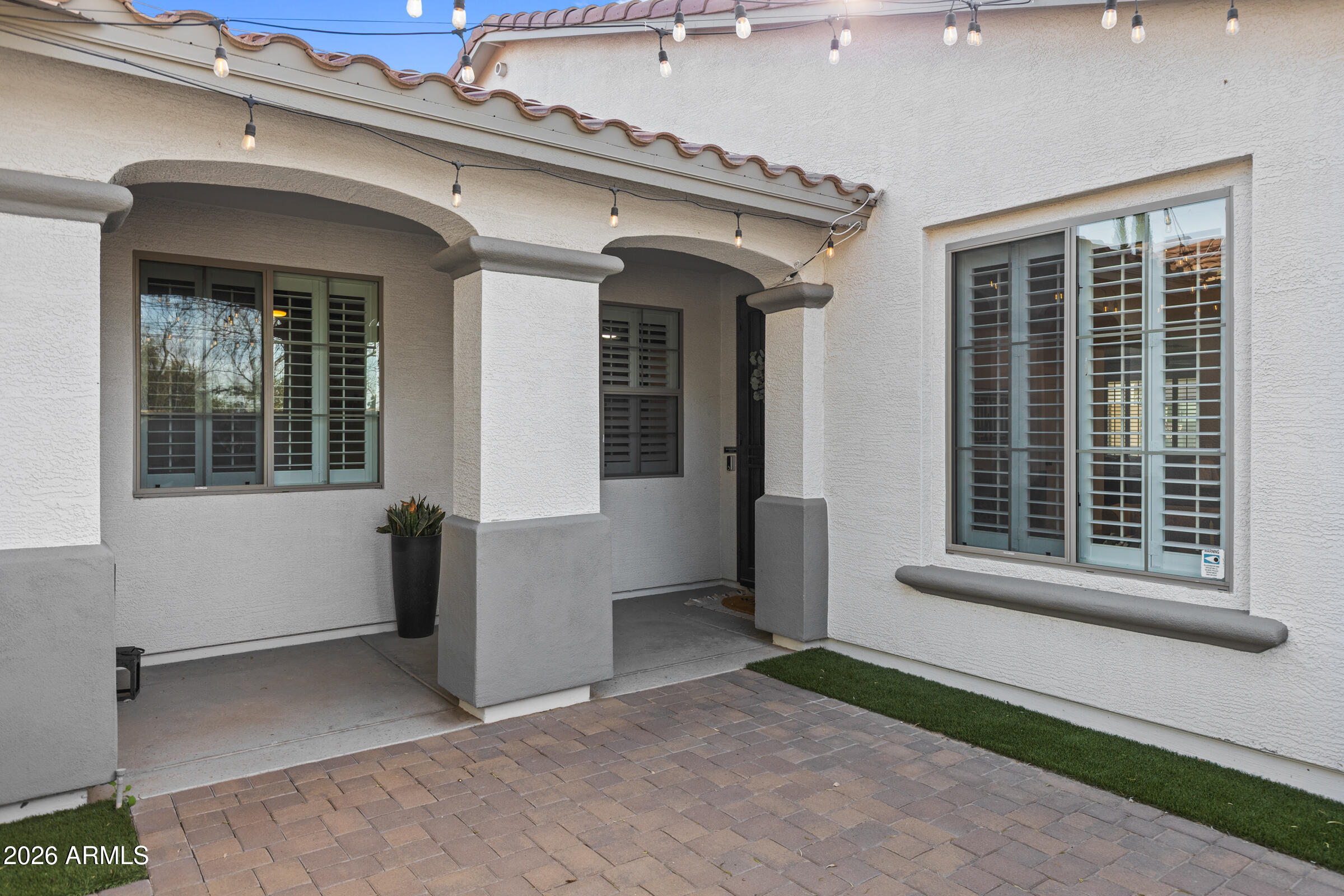 2435 E Narrowleaf Drive