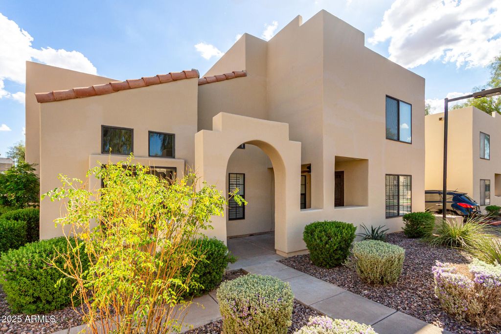 Photo of 5665 W Galveston Street #76, Chandler, AZ 85226 (MLS # 6915253)