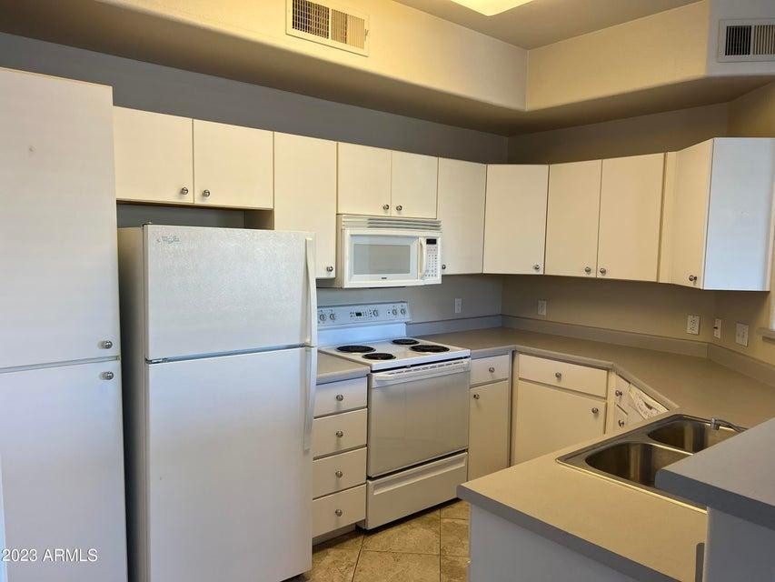 9550 E Thunderbird Road Unit 144