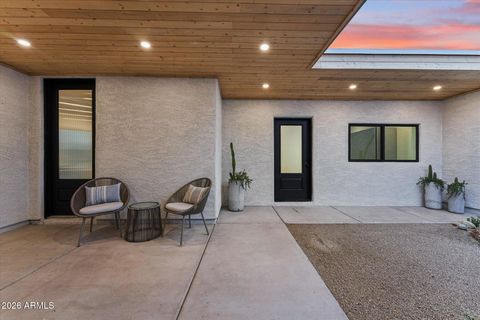 Photo of 2029 N 22nd Place, Phoenix, AZ 85006 (MLS # 6987663)