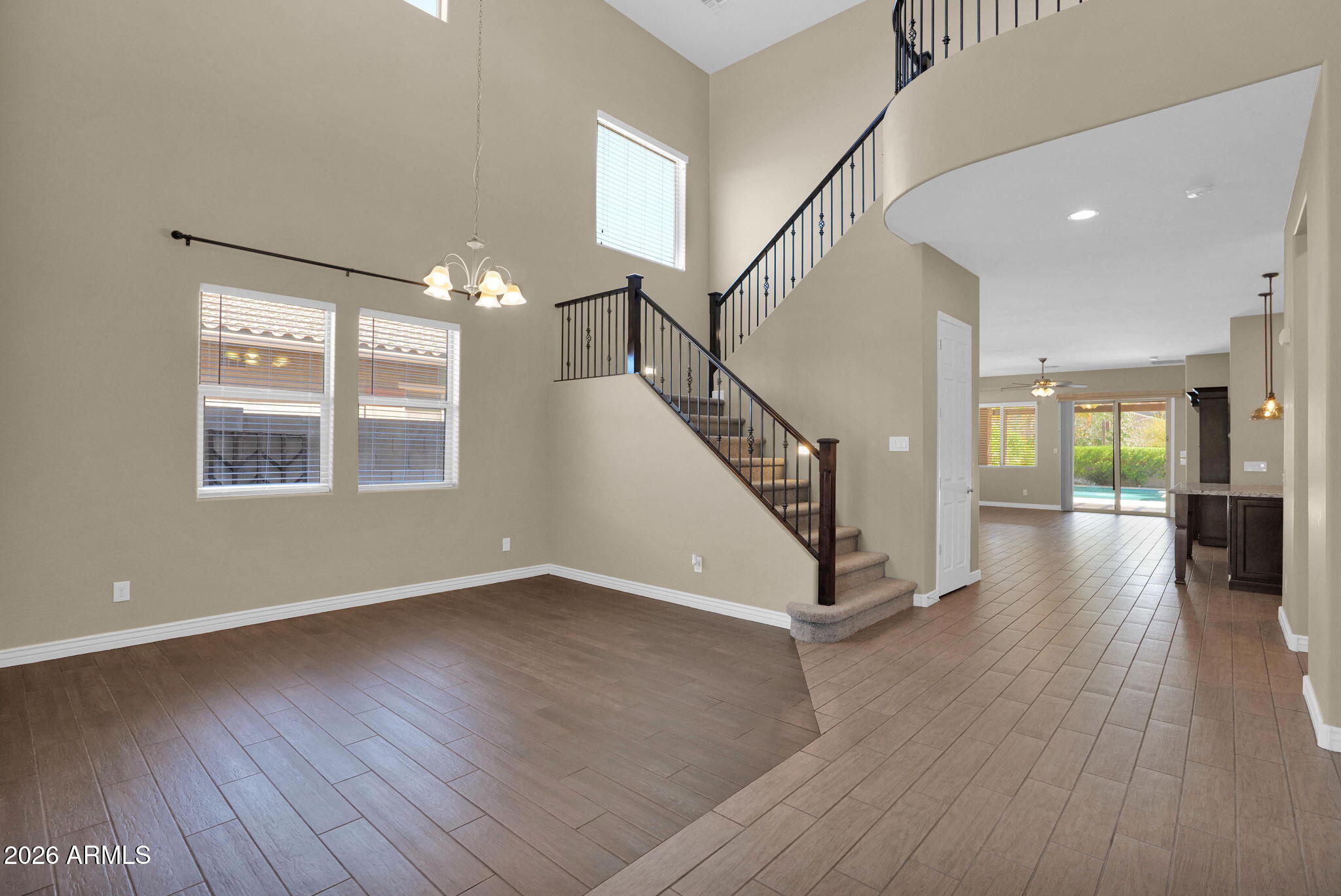 3081 E BEECHNUT Place