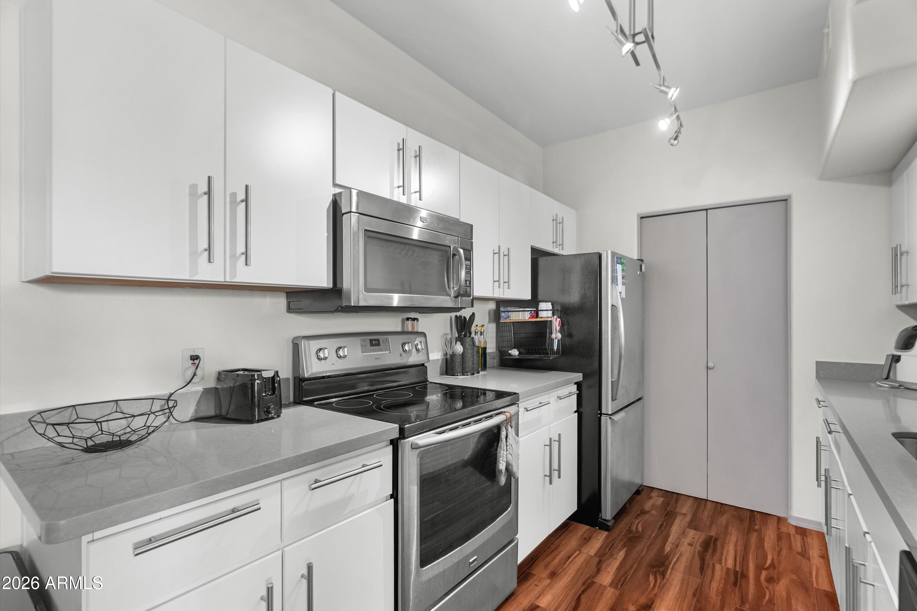 3302 N 7TH Street 262