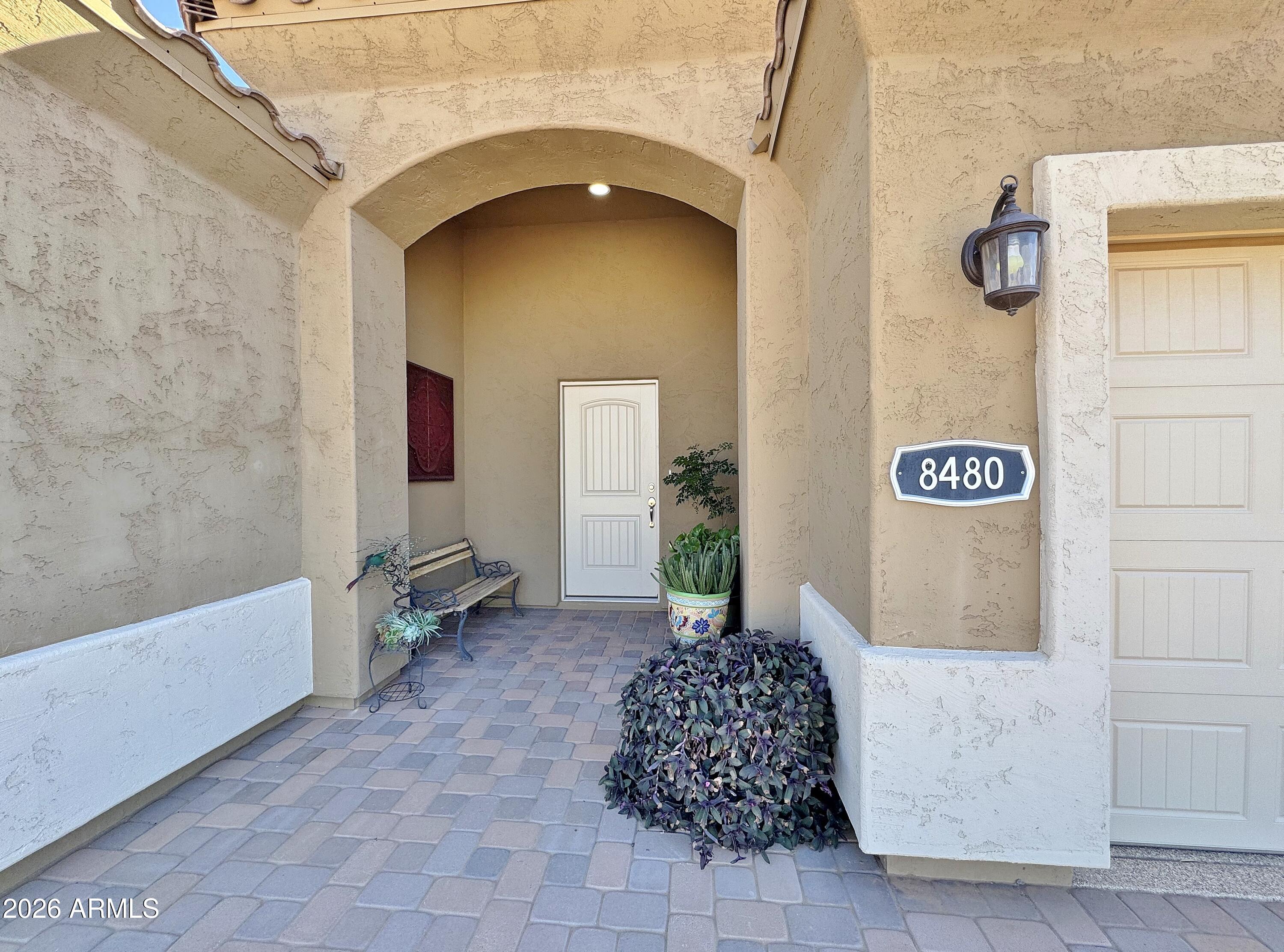 8480 W MISSION HILLS Drive