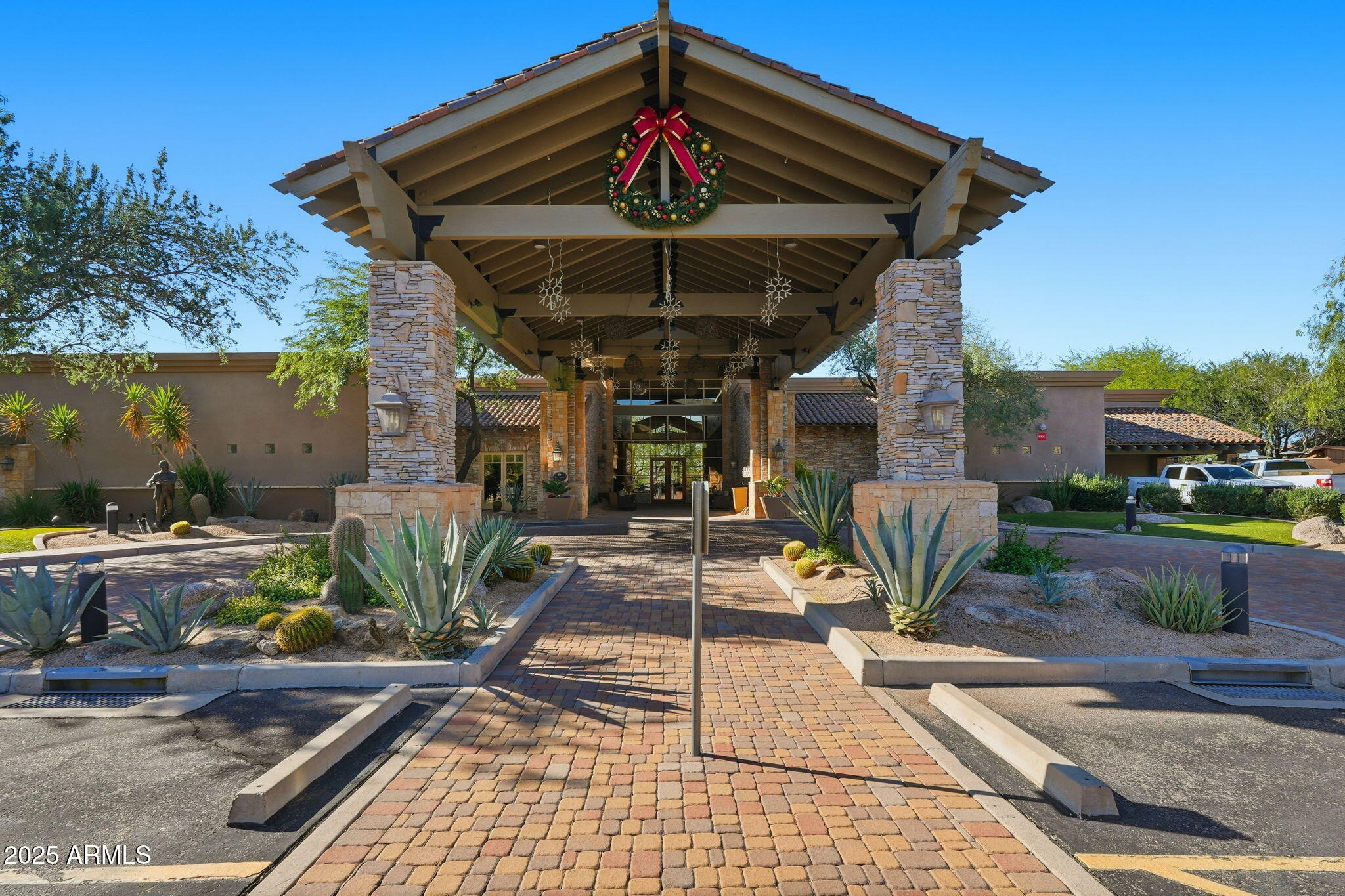 Mesa, Arizona 85207, United States, 3 Bedrooms Bedrooms, ,2 BathroomsBathrooms,Residential,Active,252571