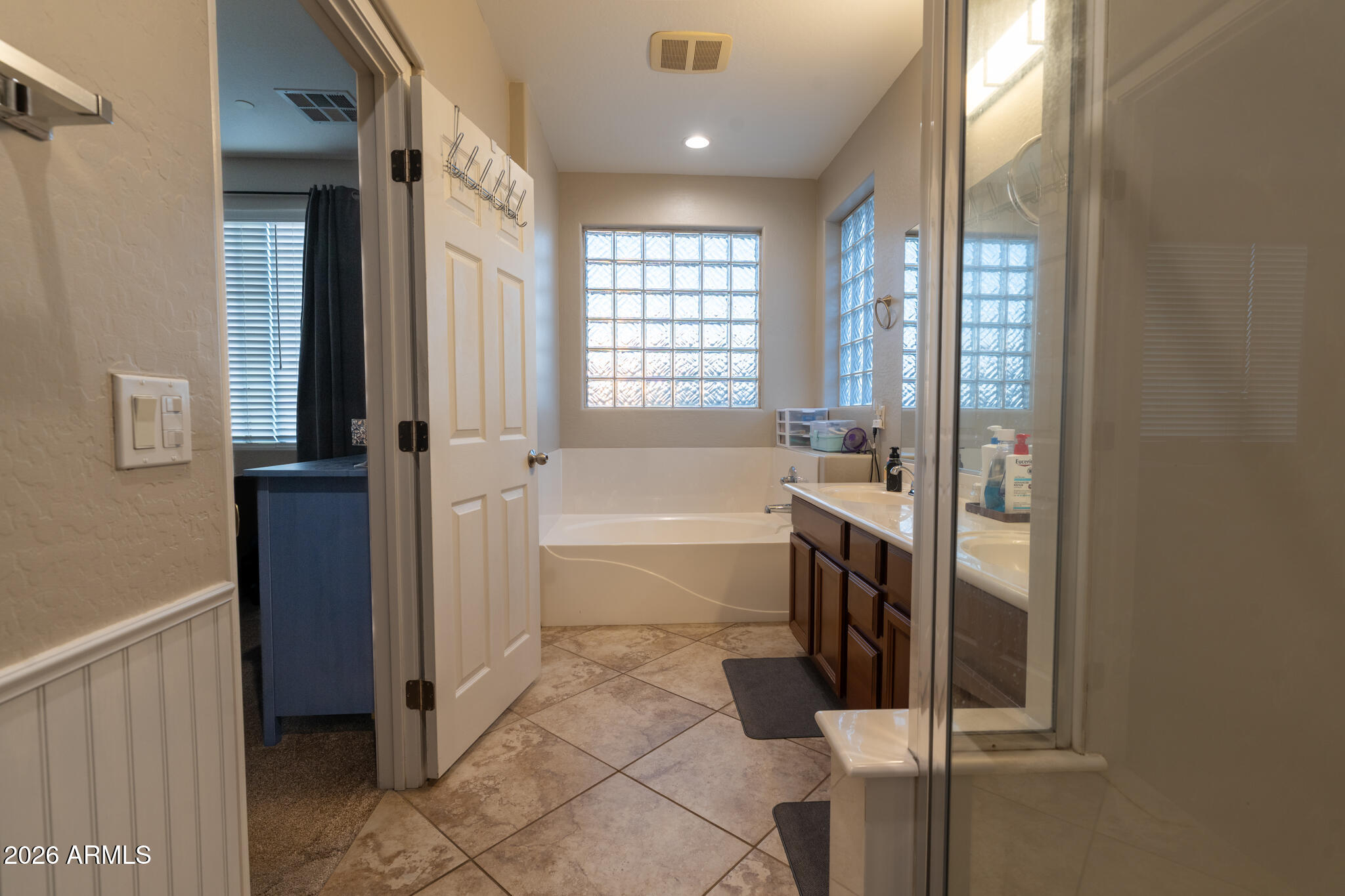 SPECTRUM AT VAL VISTA - Residential