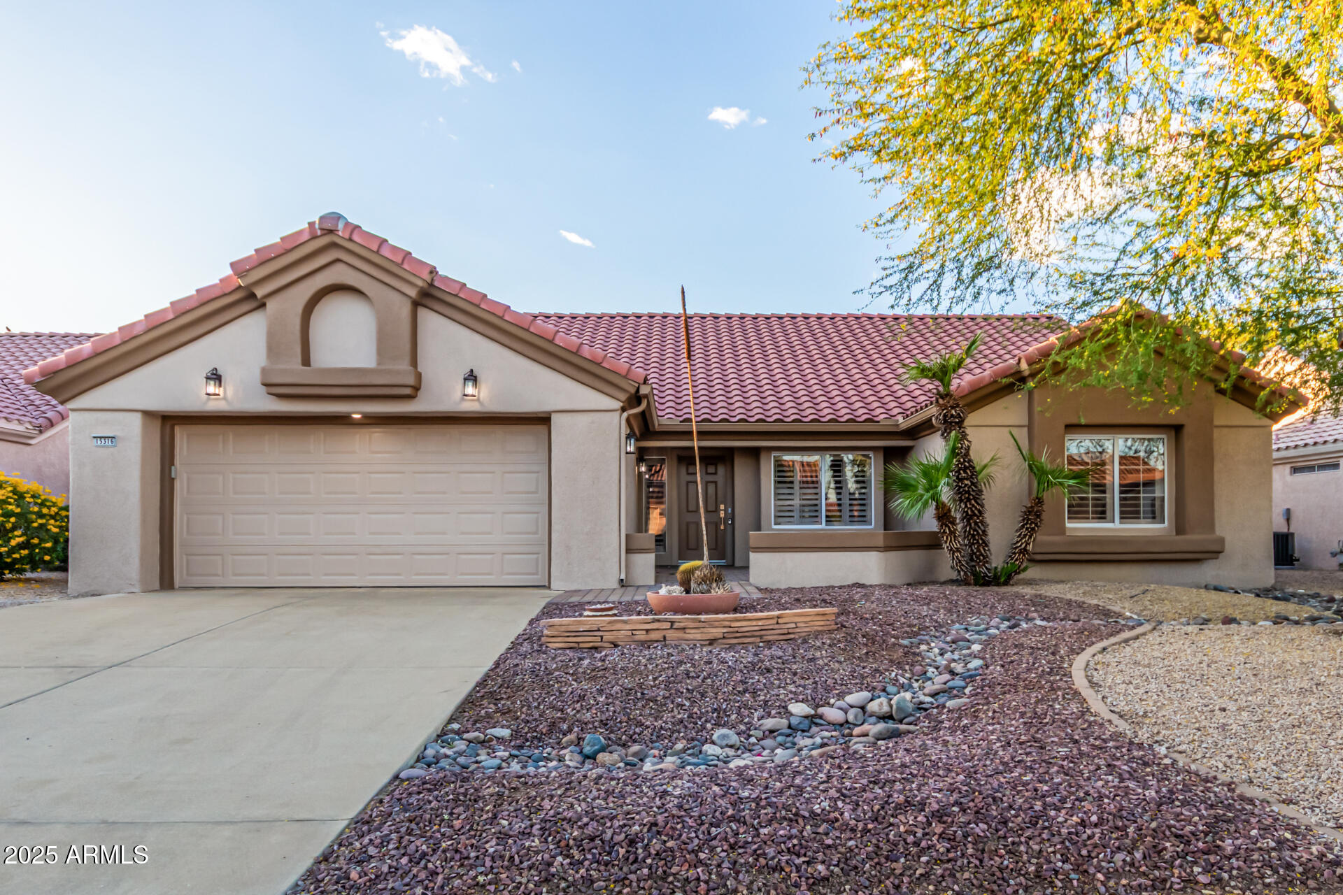 15316 W SKY HAWK Drive