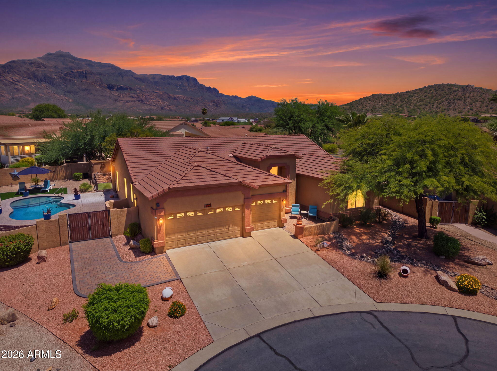 5033 S VISION QUEST Court