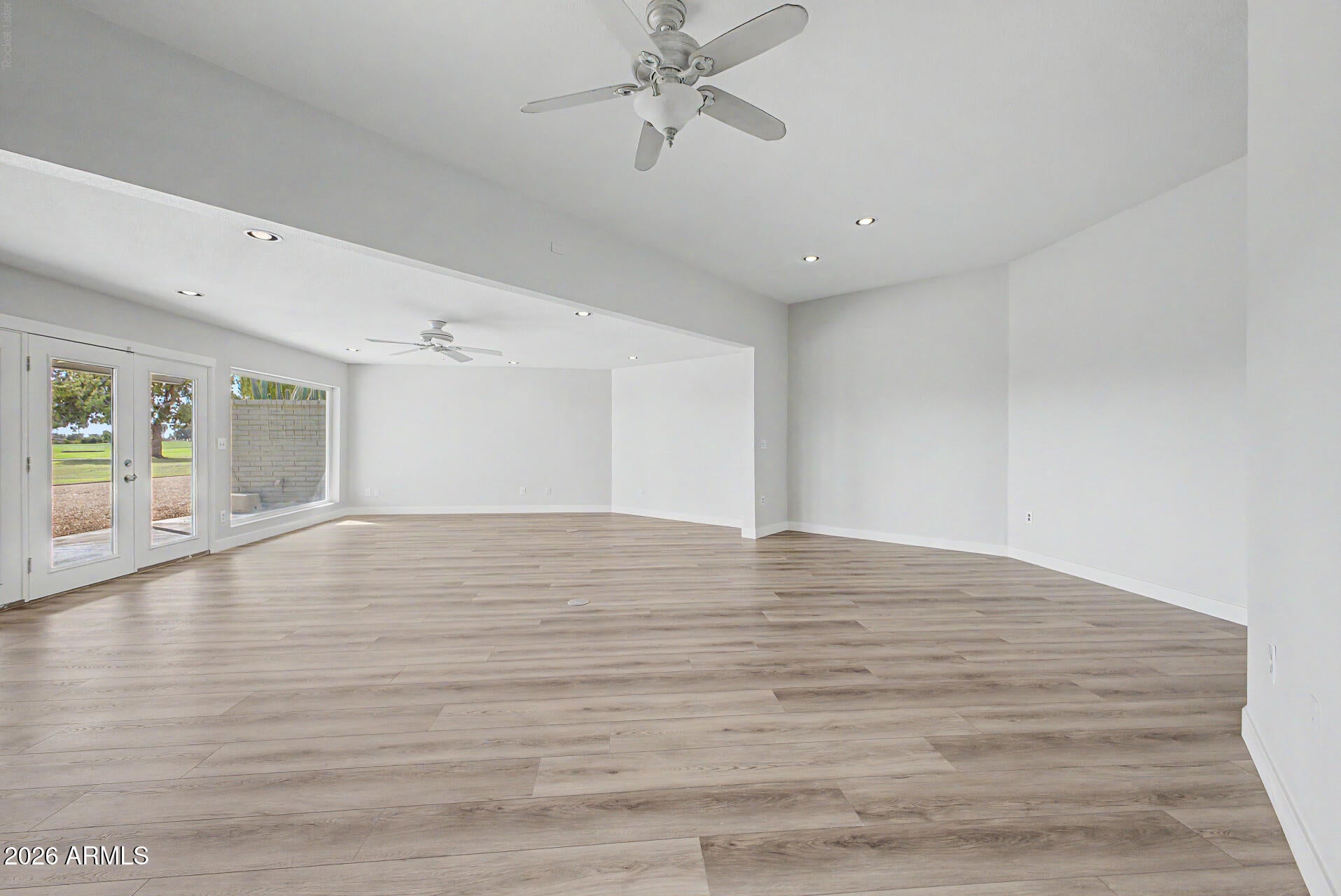 10189 W PINEAIRE Drive