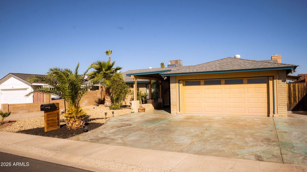 Photo of 5626 W Cheryl Drive, Glendale, AZ 85302 (MLS # 6986404)