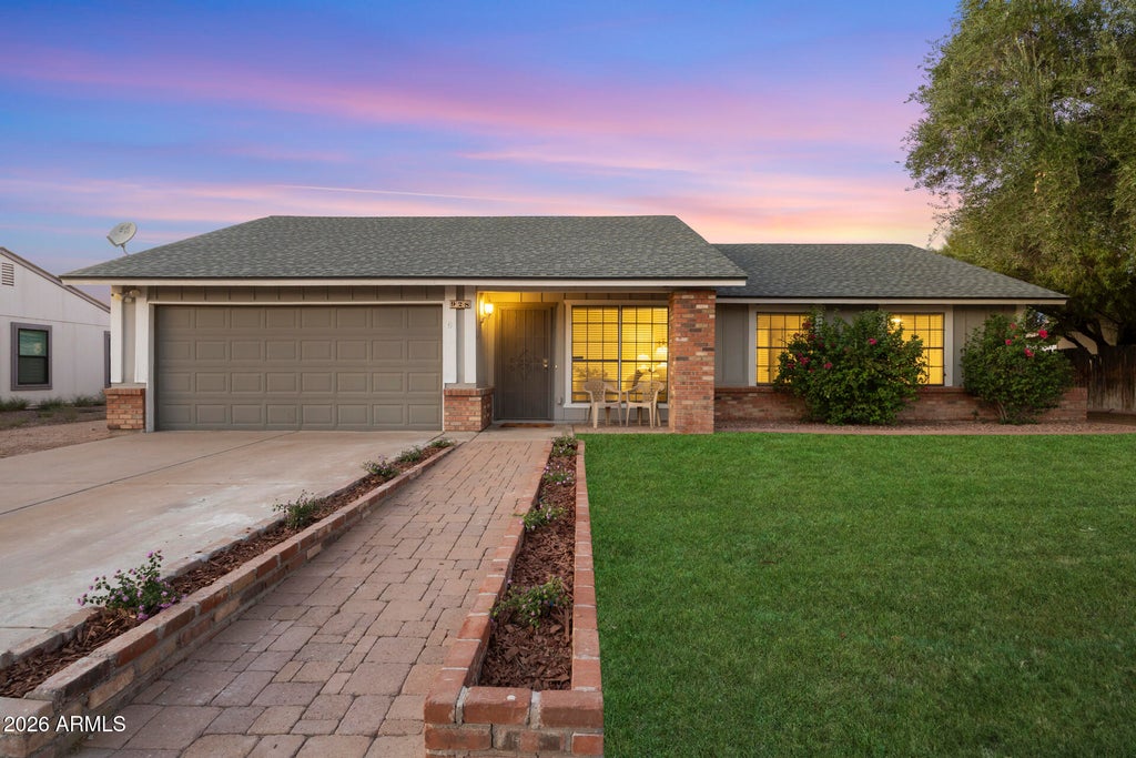 Photo of 928 E Hope Street, Mesa, AZ 85203 (MLS # 7089733)
