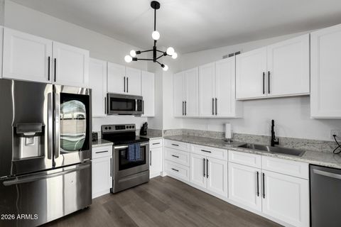 6620 W CHOLLA Street Glendale AZ 85304