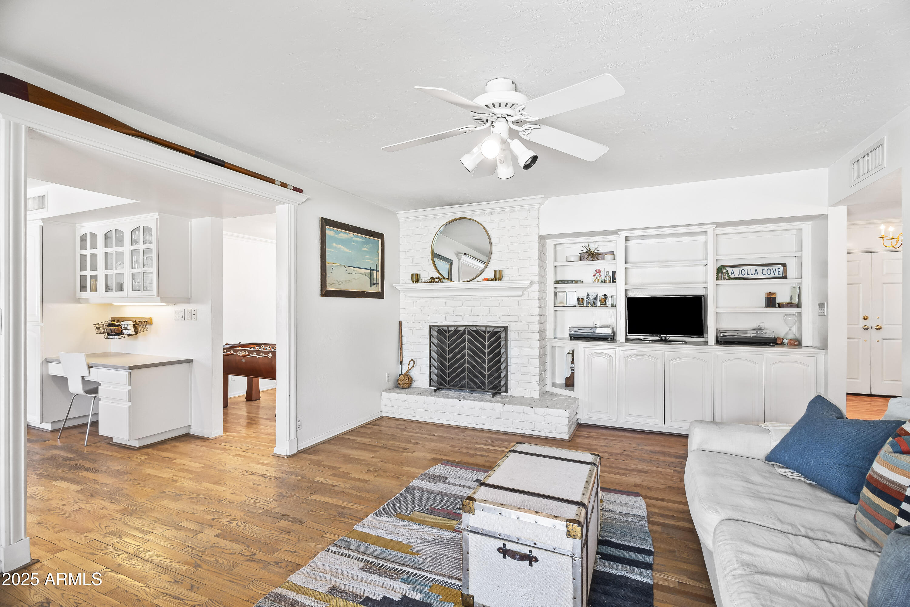 6022 E CALLE DEL PAISANO --