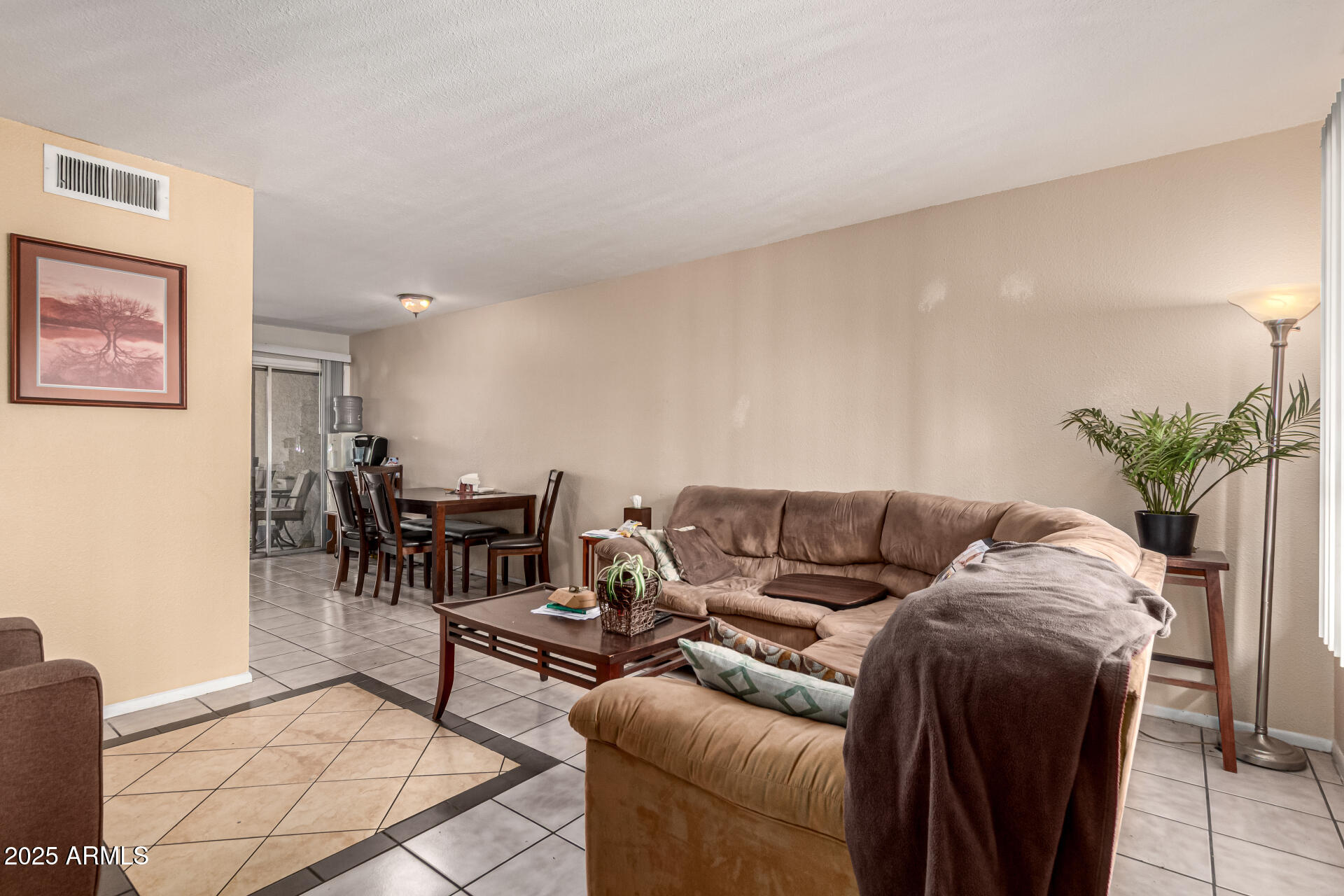461 W HOLMES Avenue 224