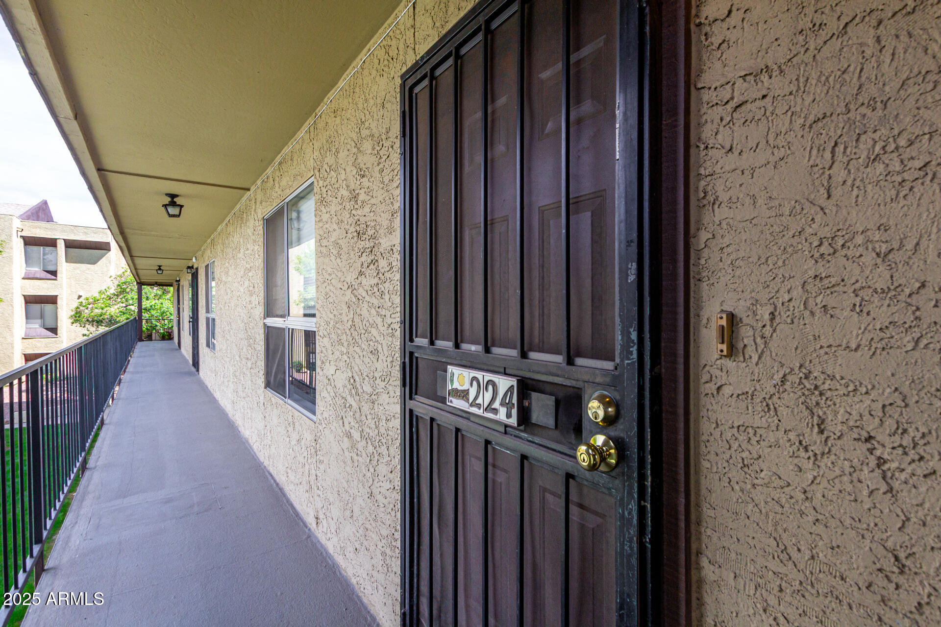 461 W HOLMES Avenue 224
