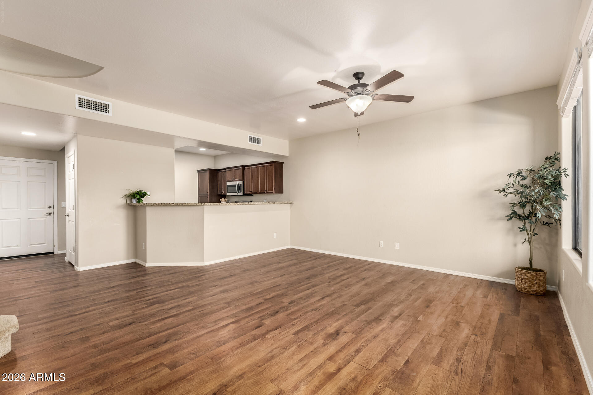 21655 N 36TH Avenue 103