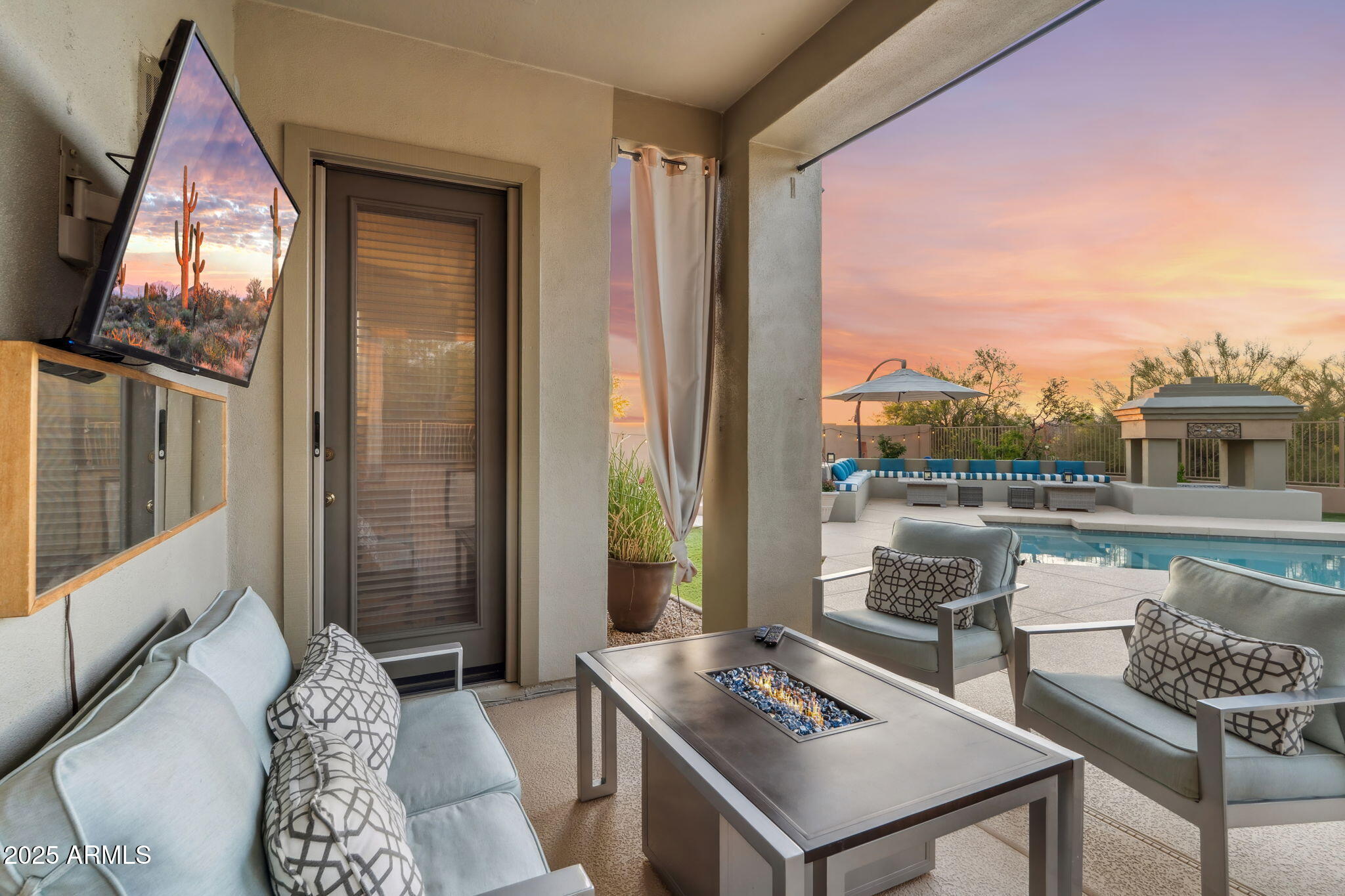 Cave Creek, Arizona 85331, United States, 3 Bedrooms Bedrooms, ,2 BathroomsBathrooms,Residential,Pending,127151