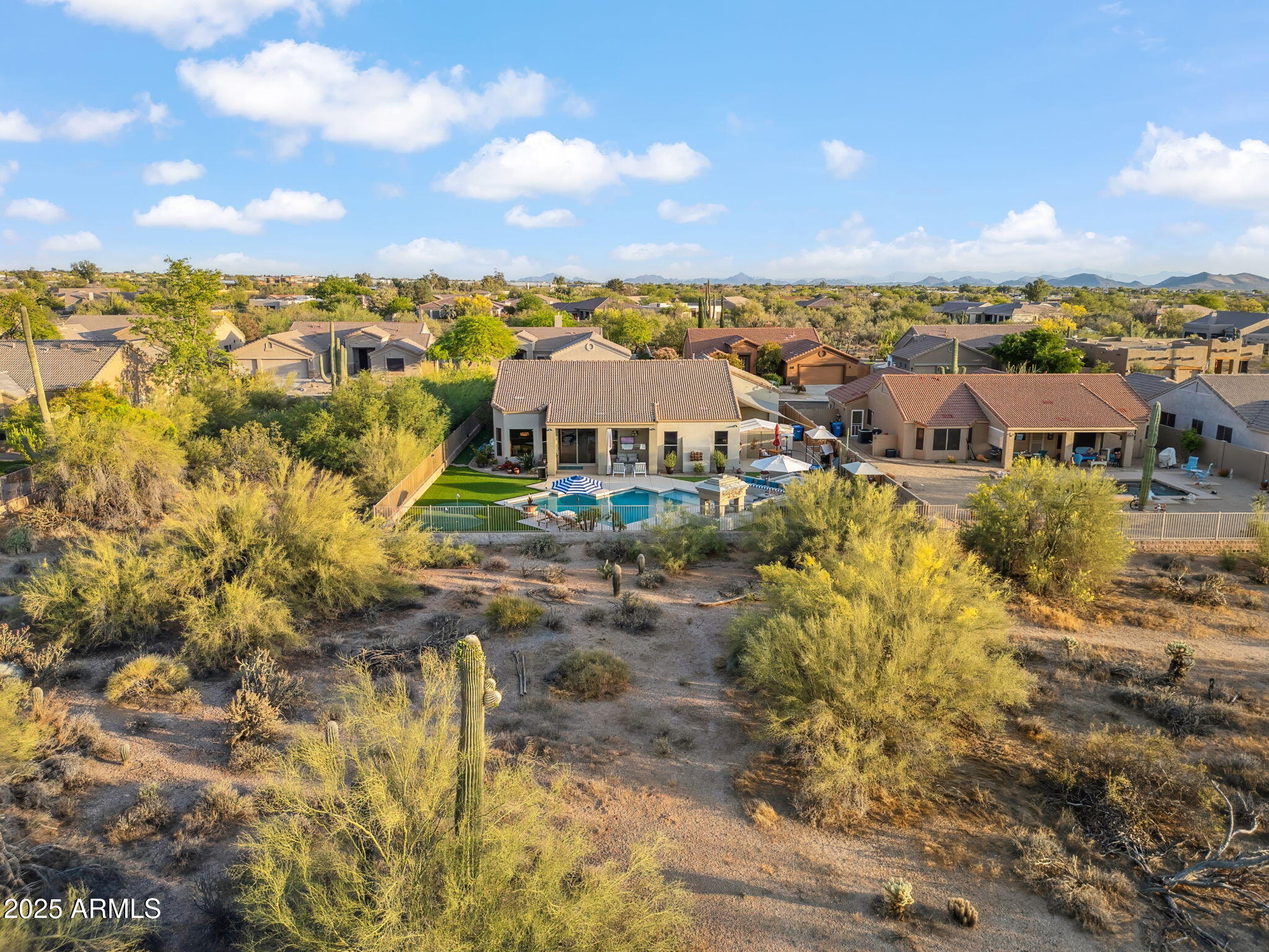 Cave Creek, Arizona 85331, United States, 3 Bedrooms Bedrooms, ,2 BathroomsBathrooms,Residential,Pending,127151