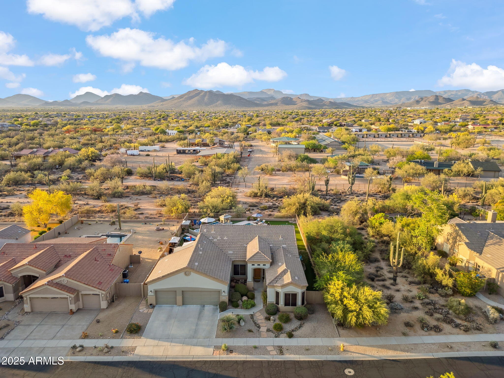 Cave Creek, Arizona 85331, United States, 3 Bedrooms Bedrooms, ,2 BathroomsBathrooms,Residential,Pending,127151