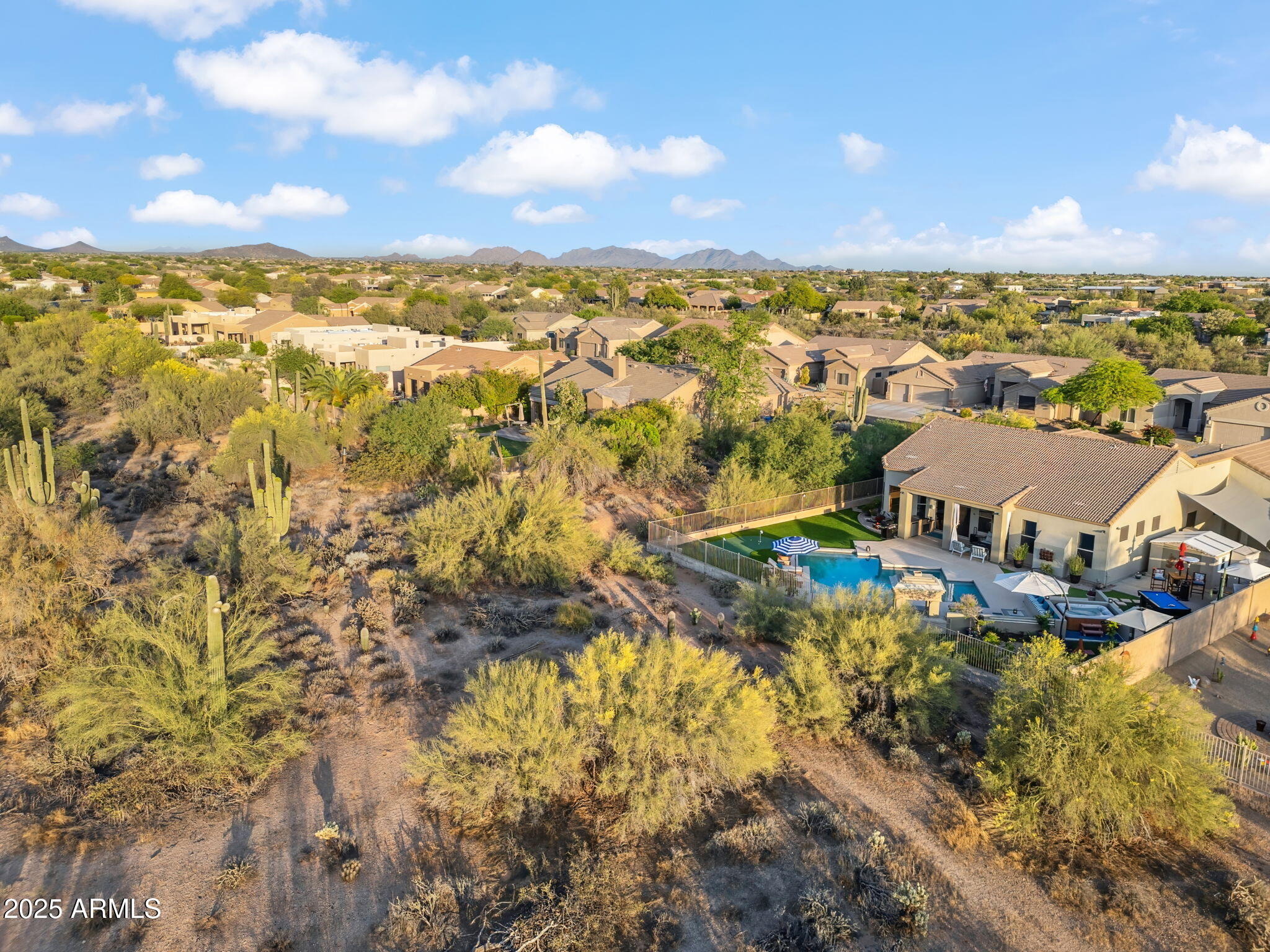 Cave Creek, Arizona 85331, United States, 3 Bedrooms Bedrooms, ,2 BathroomsBathrooms,Residential,Pending,127151