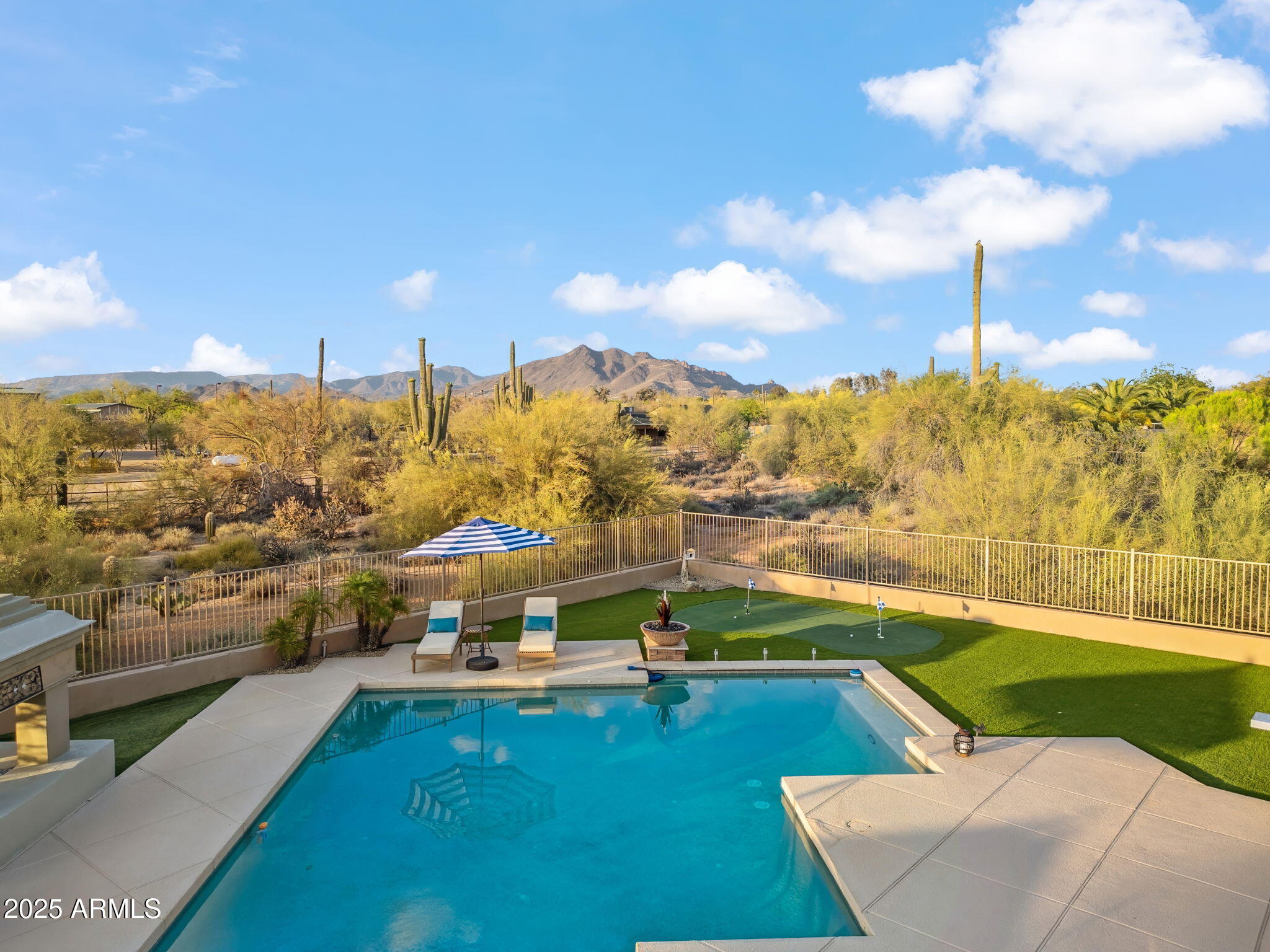 Cave Creek, Arizona 85331, United States, 3 Bedrooms Bedrooms, ,2 BathroomsBathrooms,Residential,Pending,127151