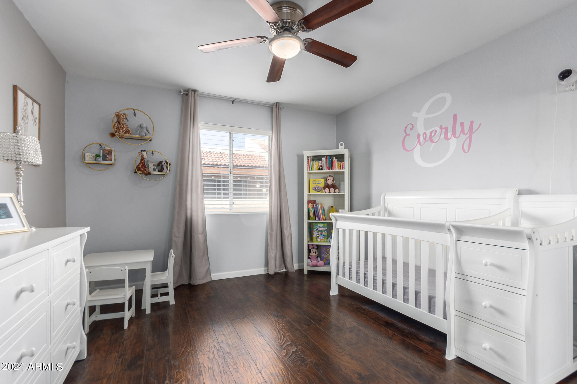 4554 E PARADISE VILLAGE Parkway 267