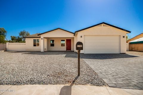Single Family Residence in Glendale AZ 9709 56TH Lane.jpg