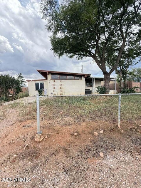Featured picture for the property 6923386