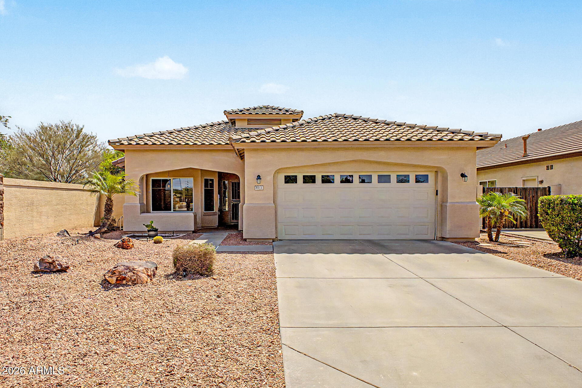 8111 W DEANNA Drive