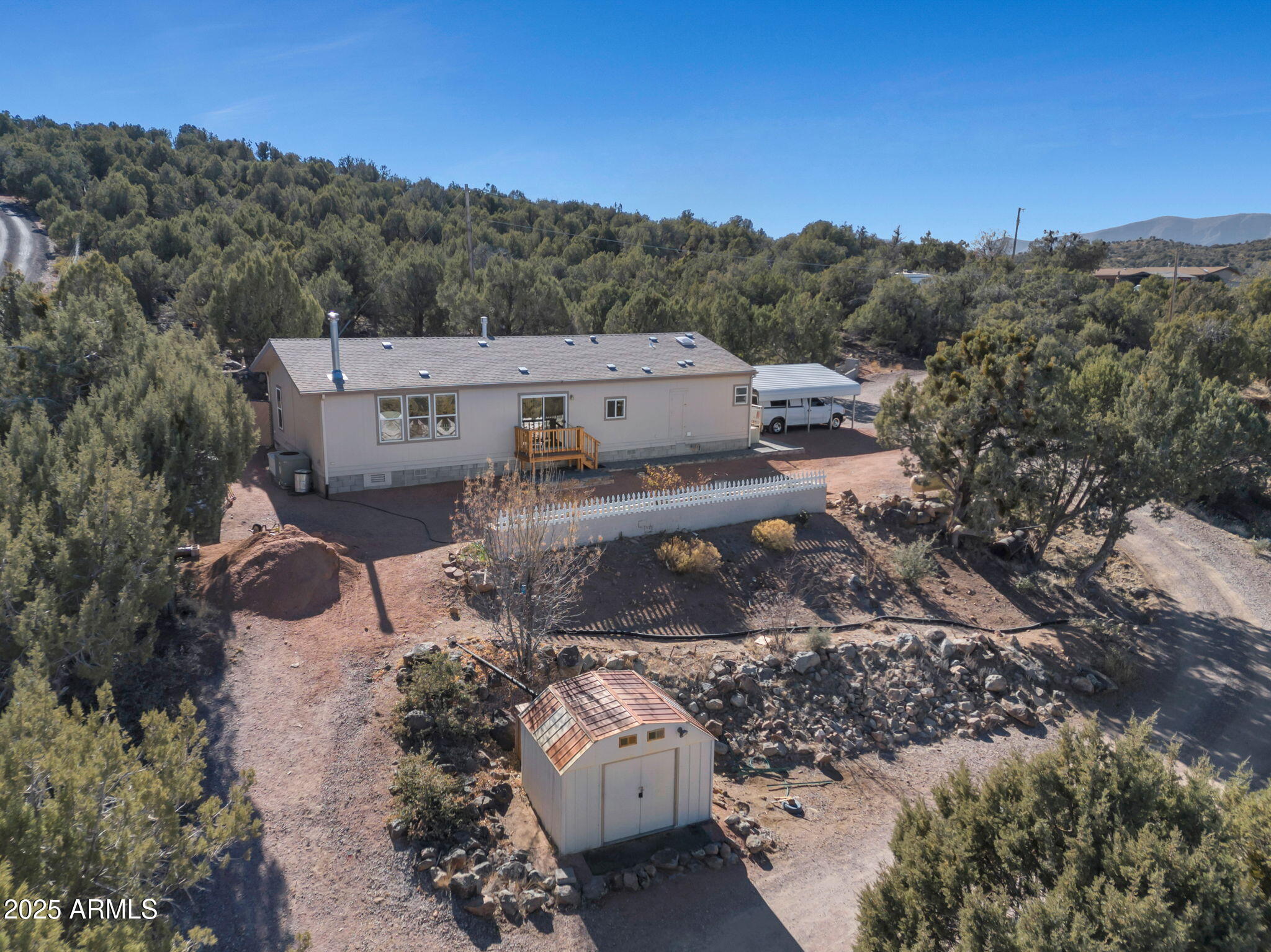 877 W Oxbow Trail