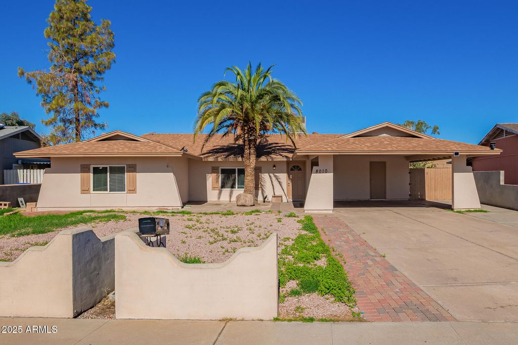 Photo of 8010 W Westview Drive, Phoenix, AZ 85033 (MLS # 6935326)
