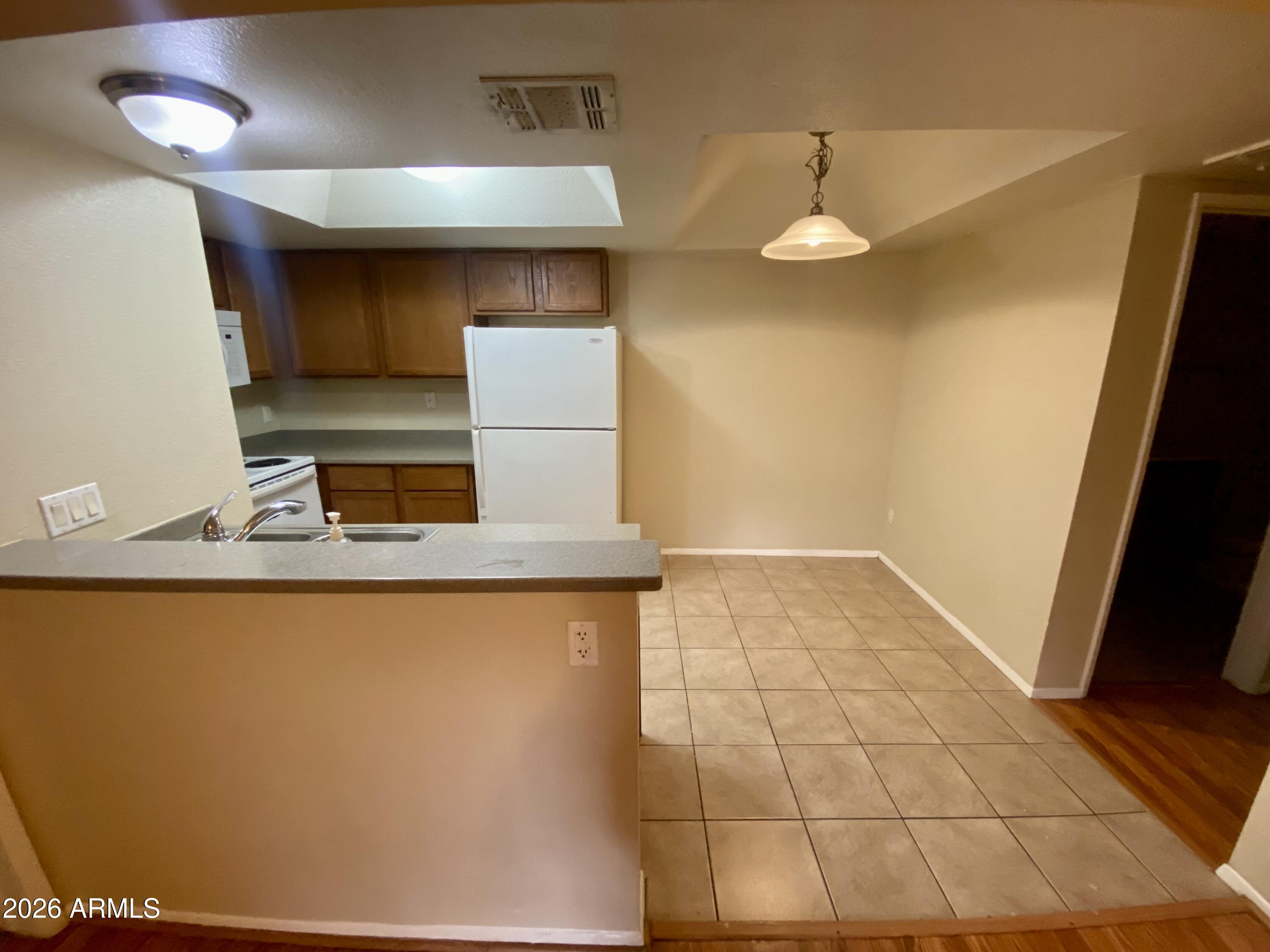 1720 E THUNDERBIRD Road 1100