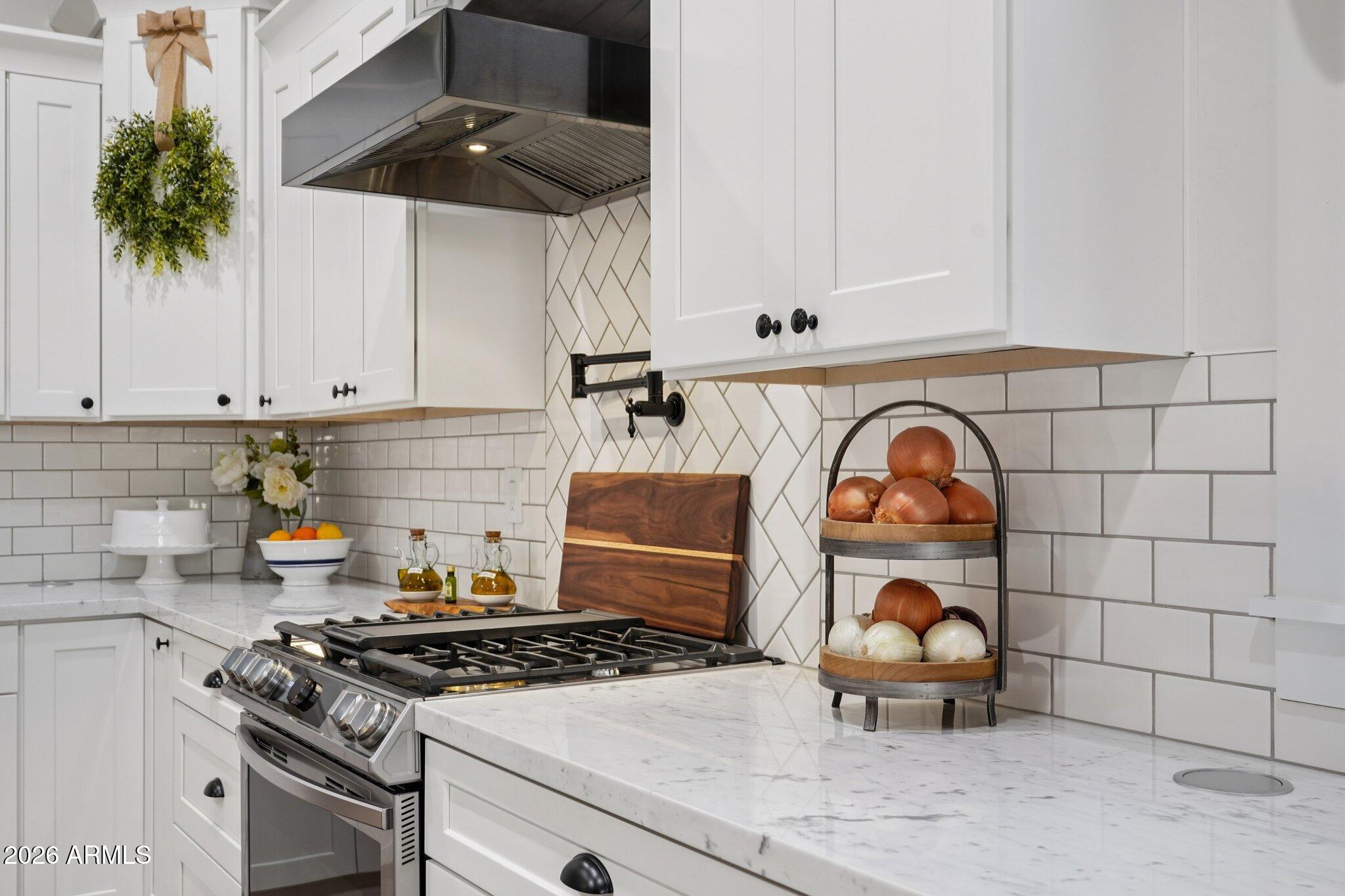 20906 W SUNRISE Lane