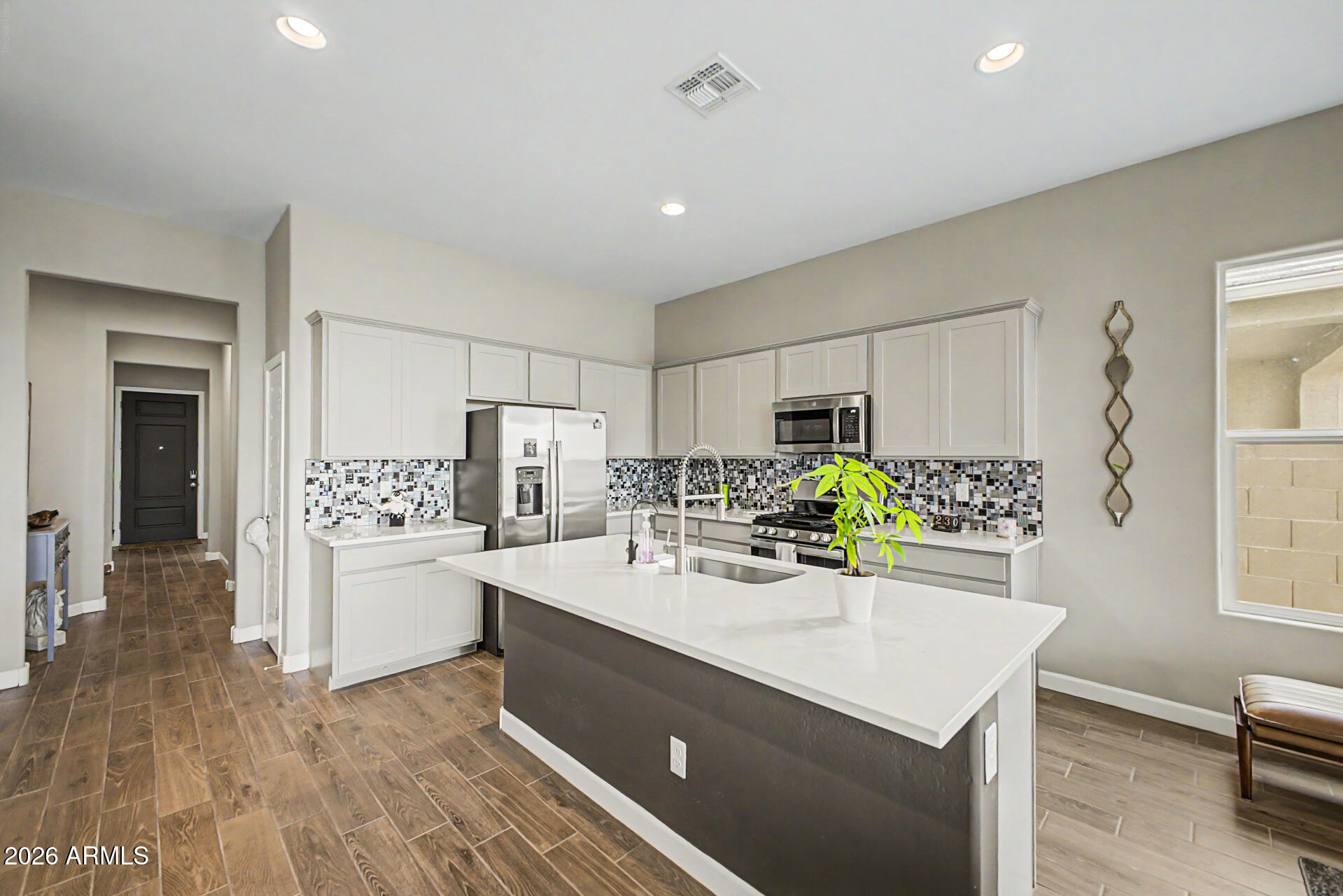 40932 W Hillman Drive