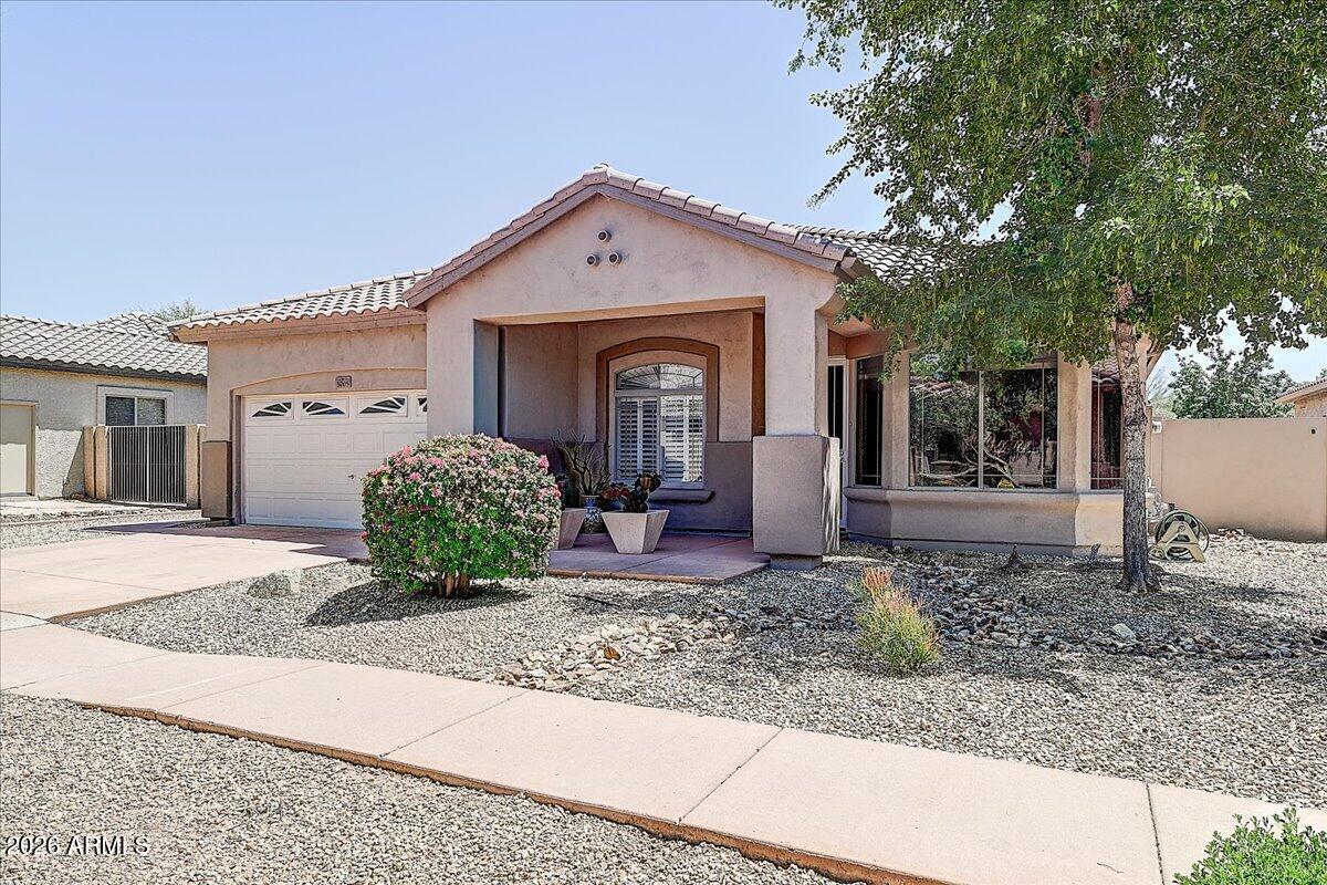 3005 W LANGUID Lane