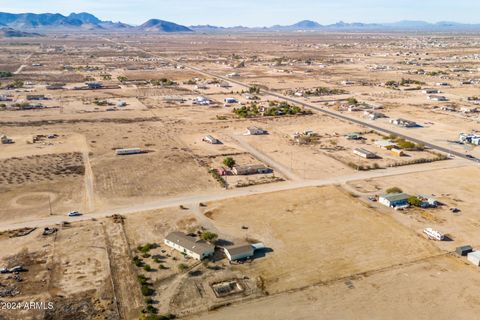 A home in Tonopah