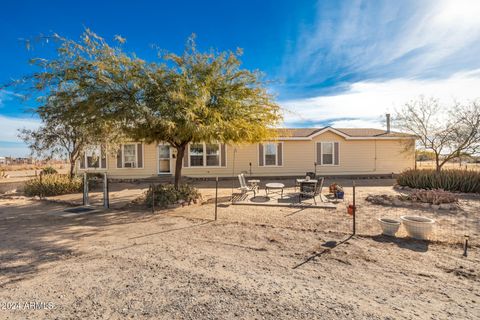 A home in Tonopah