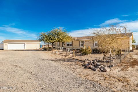 A home in Tonopah