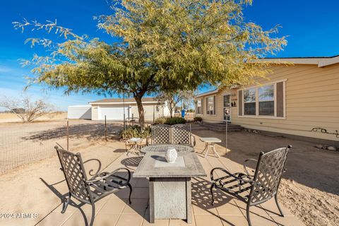 A home in Tonopah