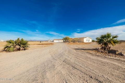 A home in Tonopah