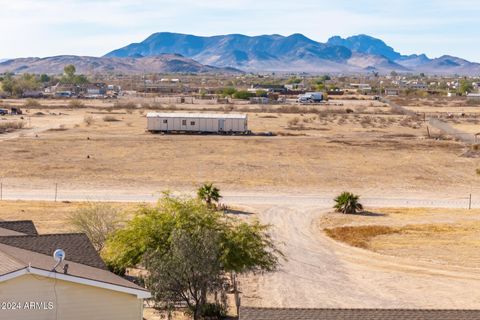 A home in Tonopah