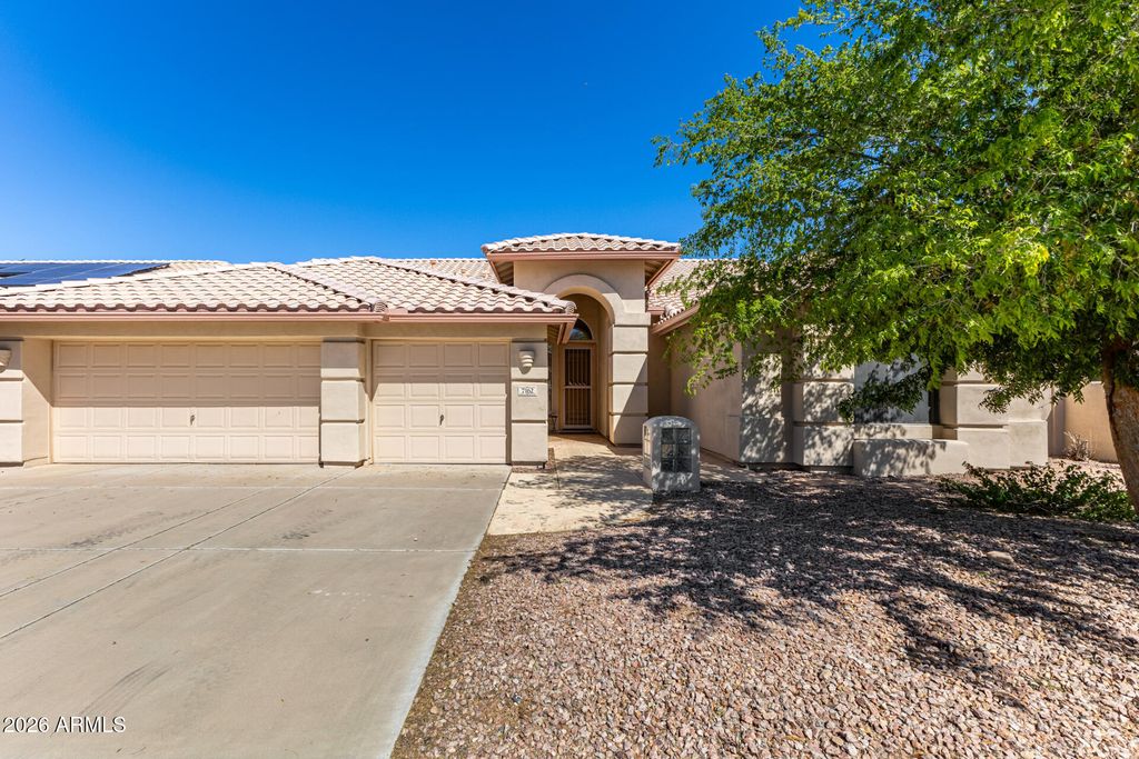 Photo of 7162 W Pershing Avenue, Peoria, AZ 85381 (MLS # 6995421)