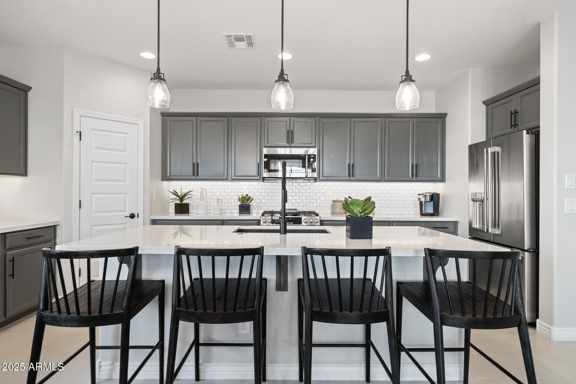 3704 N 101ST Drive