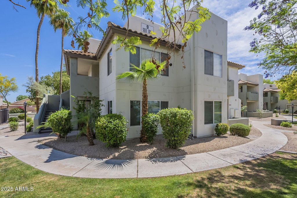 Photo of 1825 W Ray Road #2074, Chandler, AZ 85224 (MLS # 7016104)