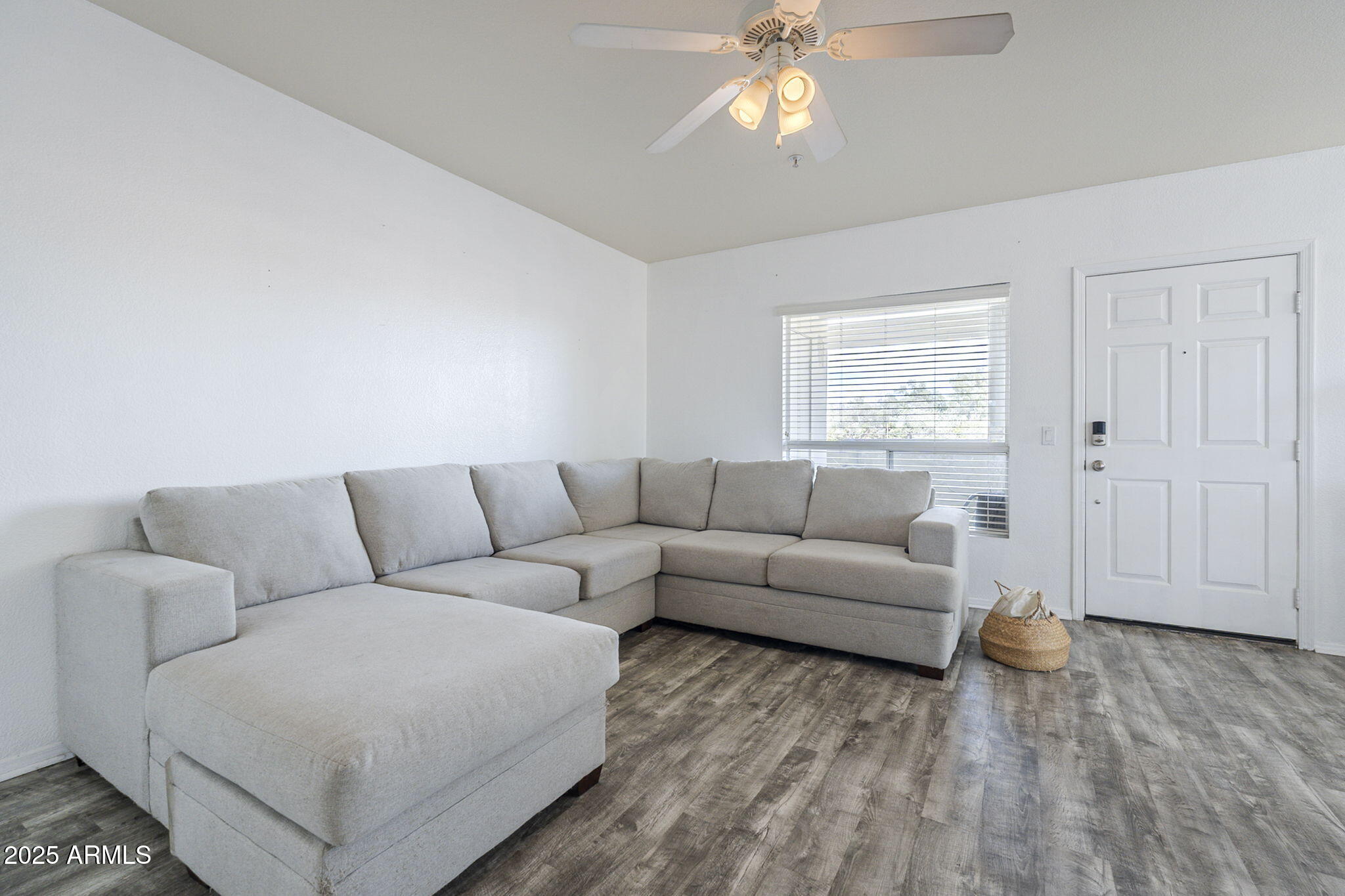 1825 W RAY Road 2074