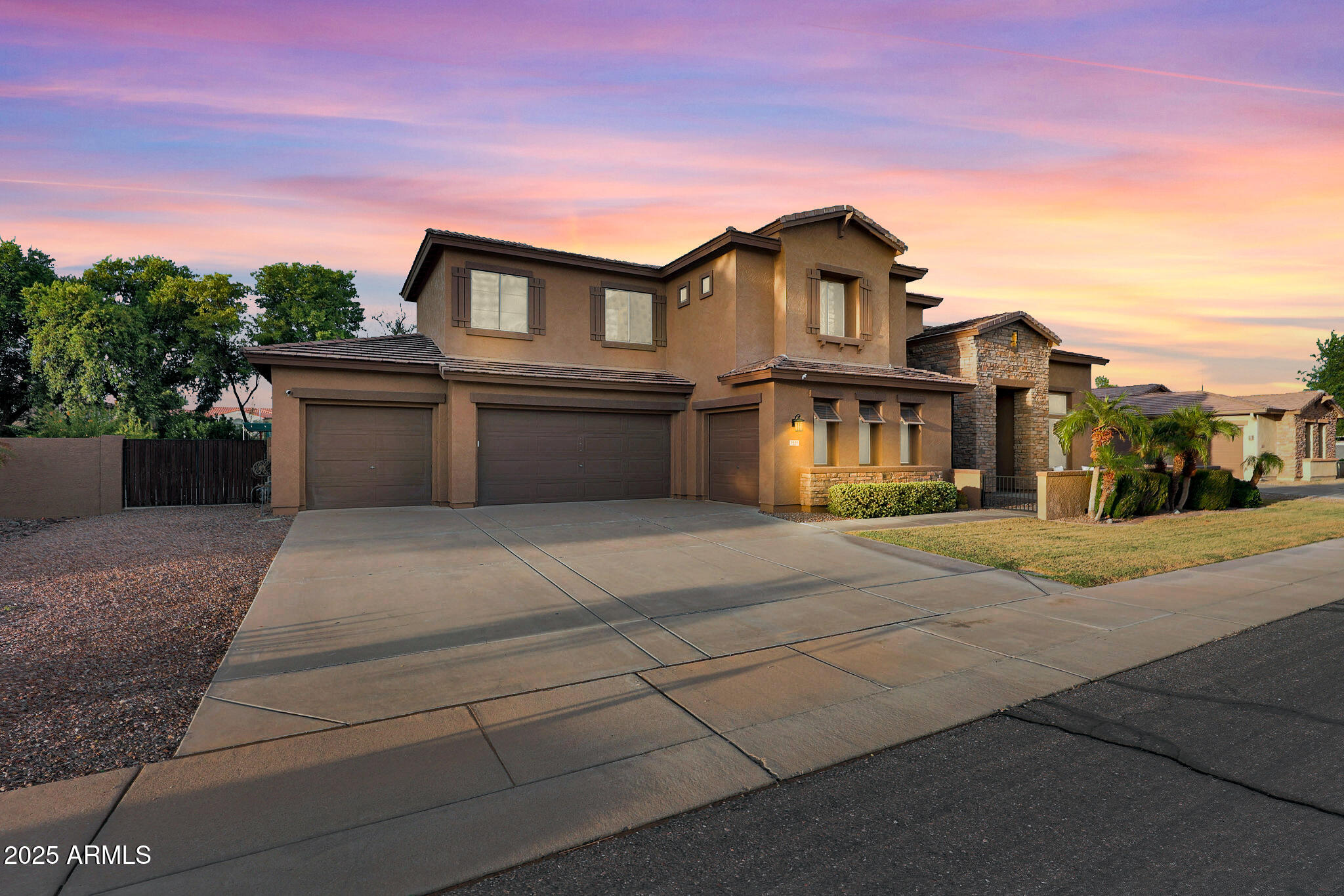 1930 E SAGITTARIUS Place