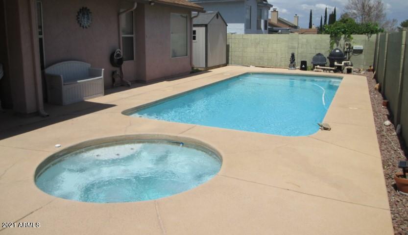 MOUNTAIN RIDGE PHASE 1 - Residential