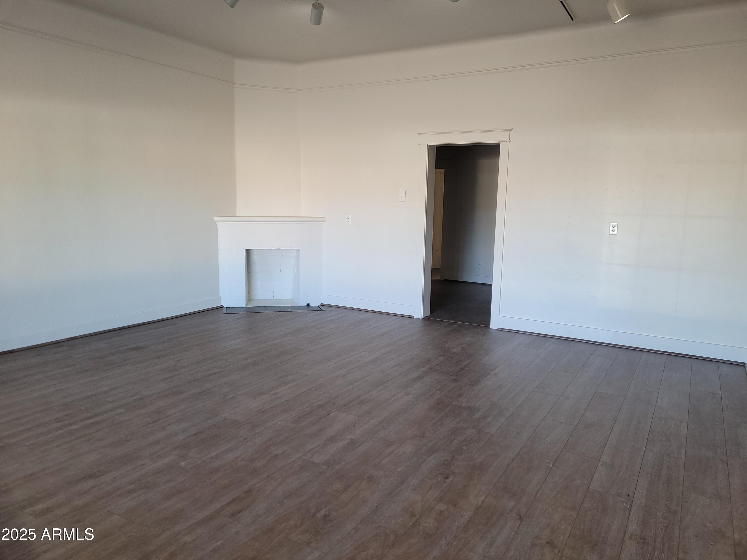 274 E WICKENBURG Way